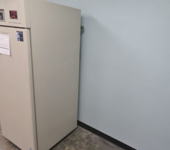 Sanyo Mdf U Biomedical Freezer