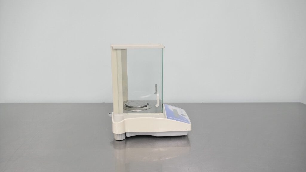 Mettler Toledo Analytical Balance