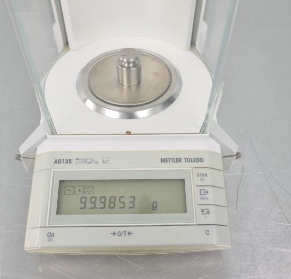 Mettler Toledo AG135 Analytical Balance - The Lab World Group