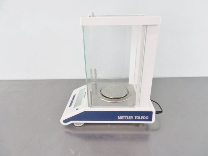 Mettler Analytical Balance ML104