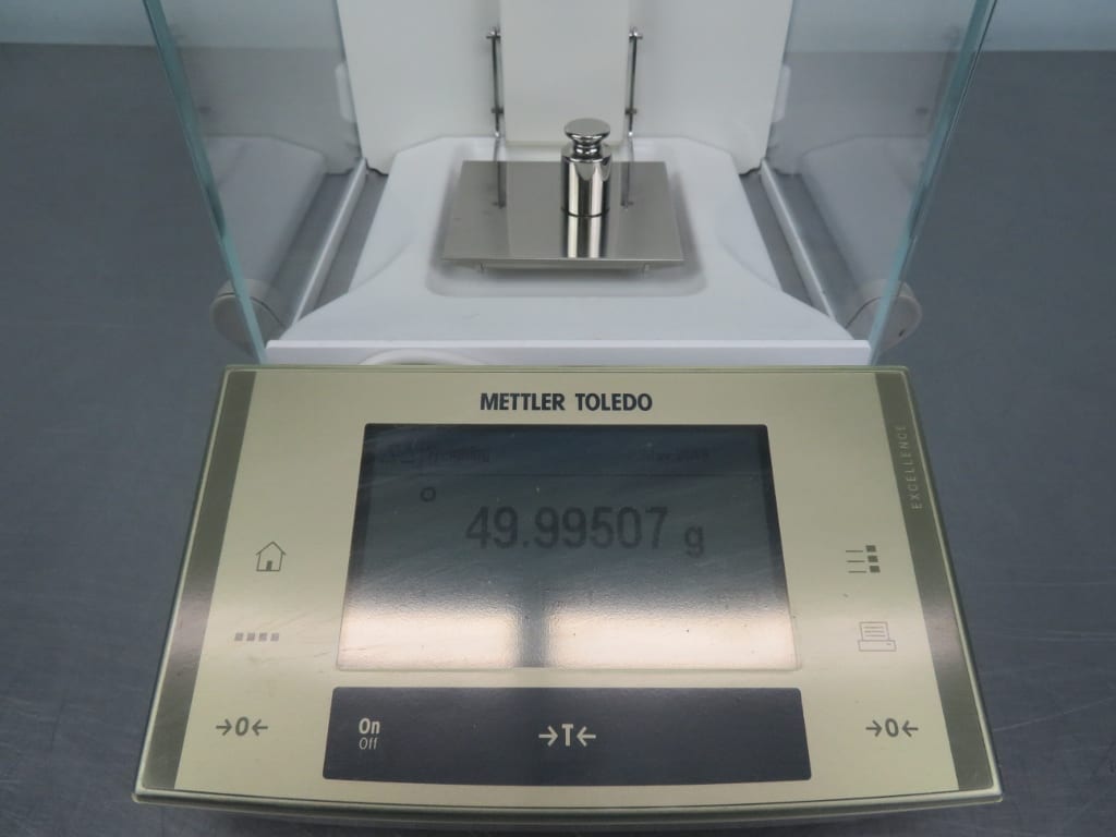 Mettler Toledo XS205 Dual Range Balance