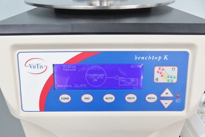 Laboratory Bench-top Vacuum Freeze Dryer/ Lyophilizer