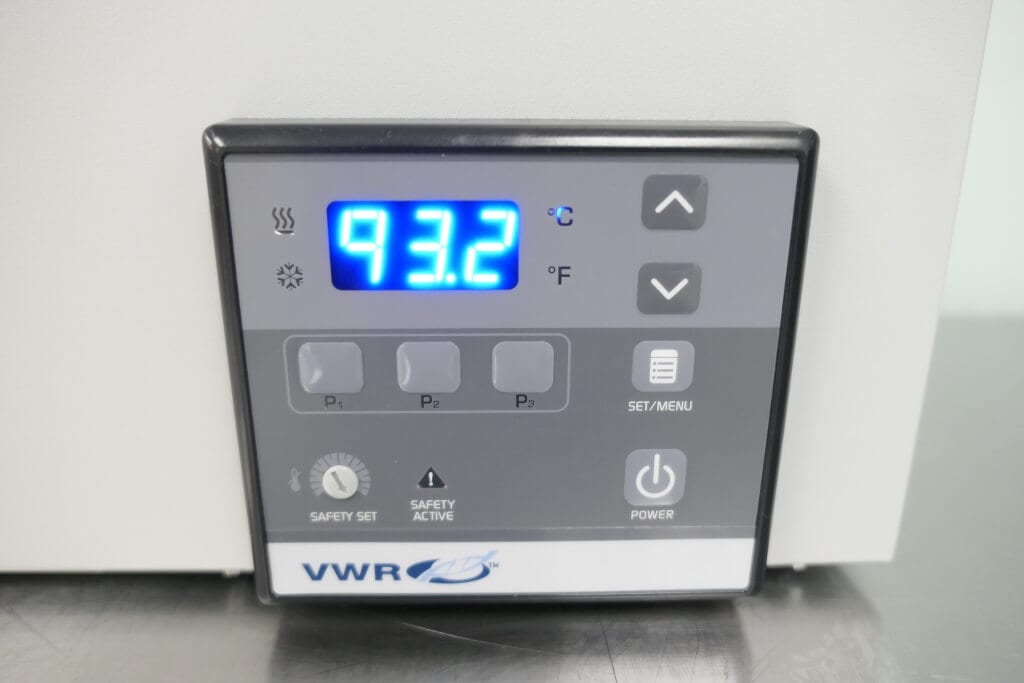 VWR Waterbath 5L with Digital Controls - The Lab World Group