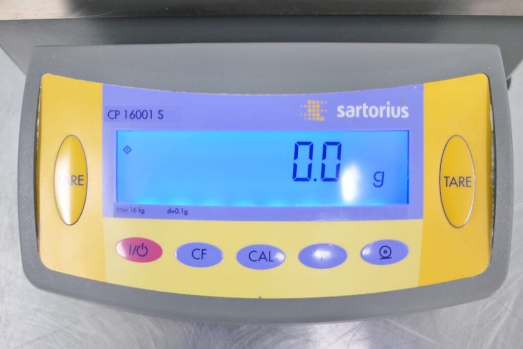 sartorius-weighing-balance-cp16001s-the-lab-world-group