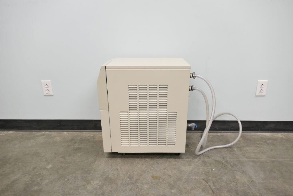 Thermo Neslab Merlin M33 Recirculating Chiller