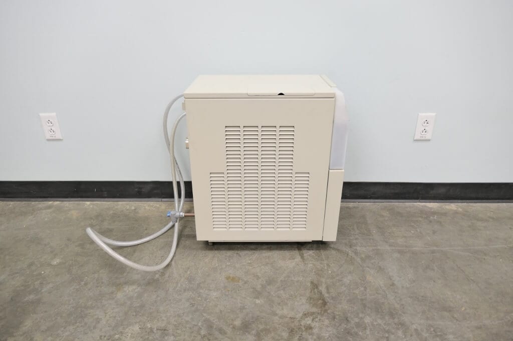 Thermo Neslab Merlin M33 Recirculating Chiller