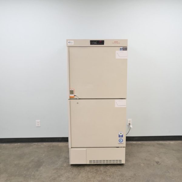 Sanyo Lab Freezer -30°C - Double Door - The Lab World Group