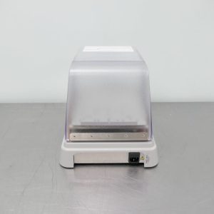 VWR® Incubating Mini Shaker, 230 V (Export Only)