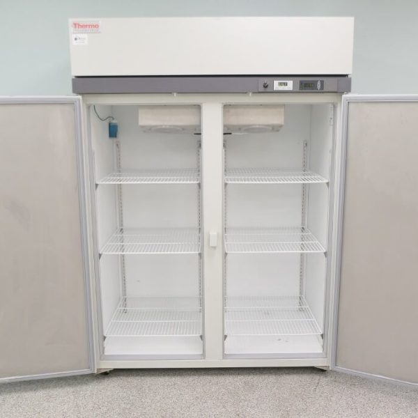 https://www.thelabworldgroup.com/wp-content/uploads/2021/09/lab-freezer-interior-600x600.jpg