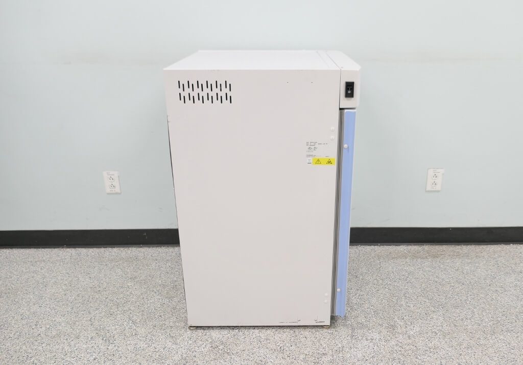 Air Jacketed CO2 Incubator - The Lab World Group