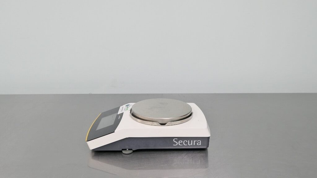 https://www.thelabworldgroup.com/wp-content/uploads/2022/06/sartorius-secura-balance-secura2102-1s-right.jpg