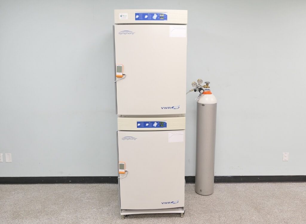 VWR Double Stacked CO2 Incubators - The Lab World Group